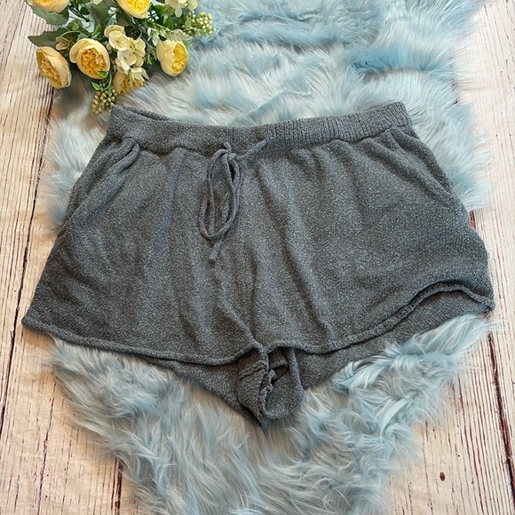 Show Me Your Mumu Gio Shorts in Dusty Blue Knit - Picture 2 of 9